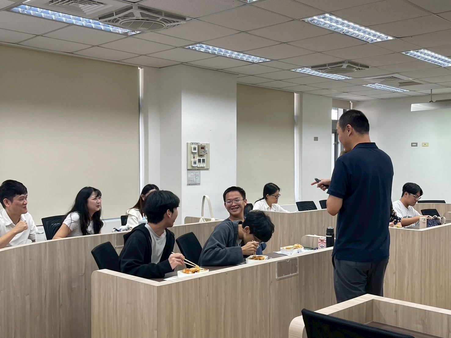 20251106高教深耕計畫講座-USR師生工作坊_從實踐到教學：USR與永續課程的融合之路