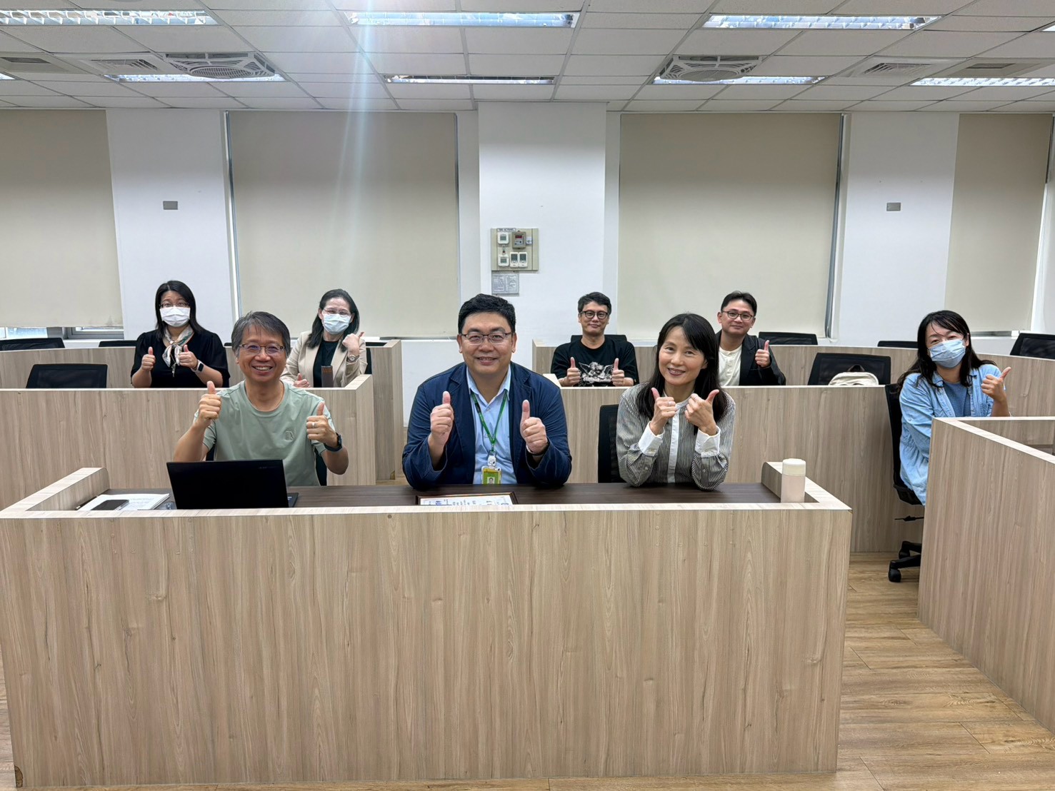 20260507 企管研習營-一般製造業 AI 應用現況 與實務經驗分享： 以企業資訊部門主管的觀點
